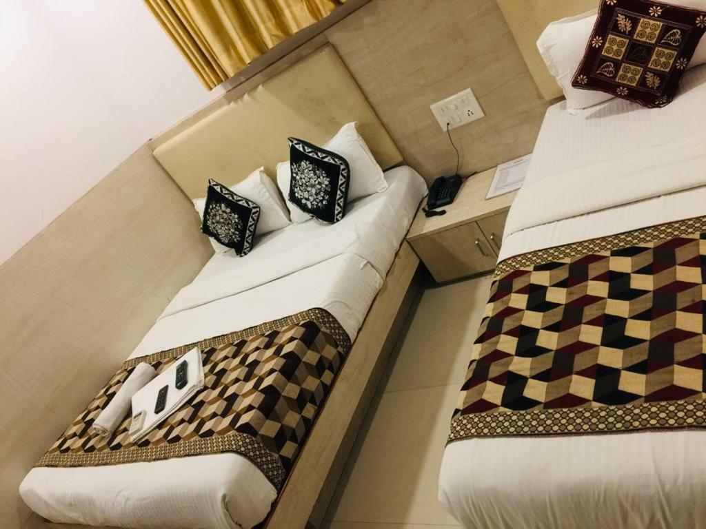 Kf Residency Hotel Mumbai Exterior foto