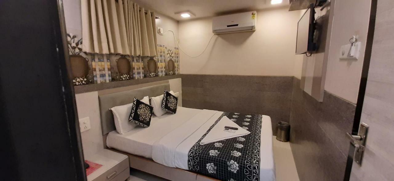 Kf Residency Hotel Mumbai Exterior foto